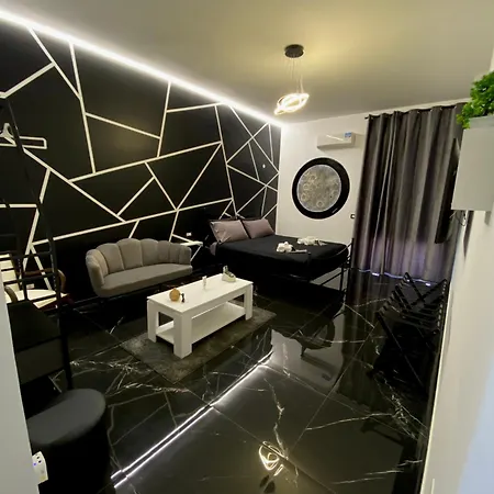 Syrakousai Prestige Gæstehus 4*